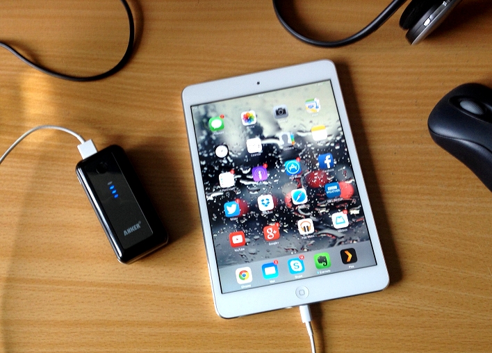 Anker Astro charging my iPad